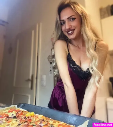 Dessousoder OnlyFans Thumbnail #egTQvI8ppQ