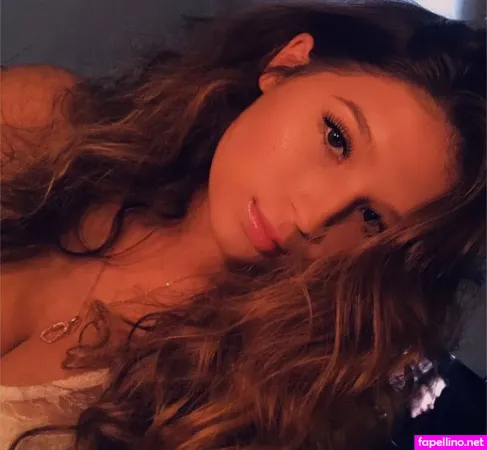 Destany Hartle OnlyFans Thumbnail #ST73JkZDgR