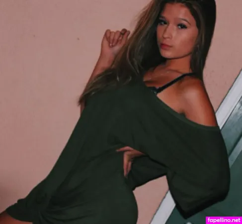 Destany Hartle OnlyFans Thumbnail #ia0jrP9KVY