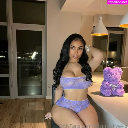 Destinyskyevip OnlyFans Thumbnail #7zf4EyguoV