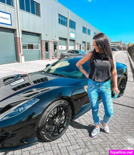 Detailing Girl OnlyFans Thumbnail #iKMUL0gopA