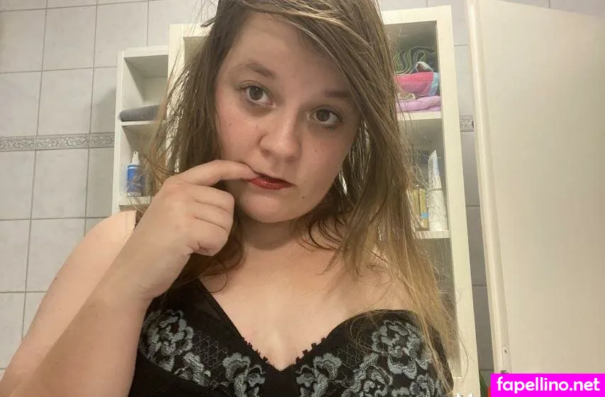 One Arm Girl, anna_deutsch Nude Leaked OnlyFans Photo #0T2WPavOVF