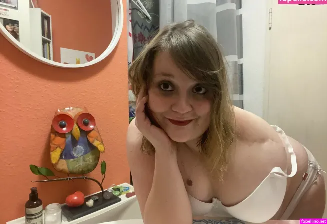 Deutsche Anna Main Profile Photo