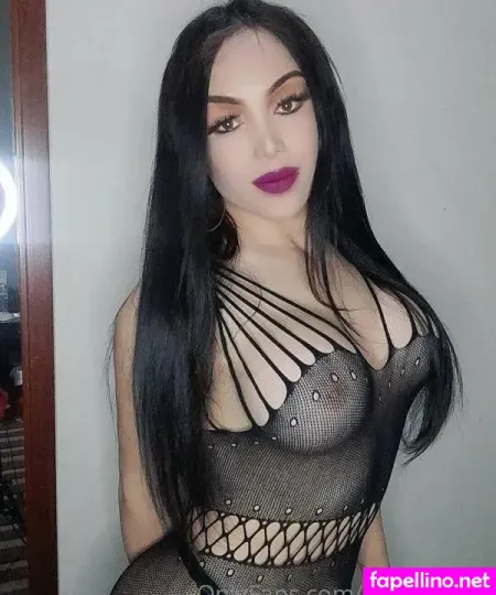 Devany Soto OnlyFans Thumbnail #riWEQCY6vG