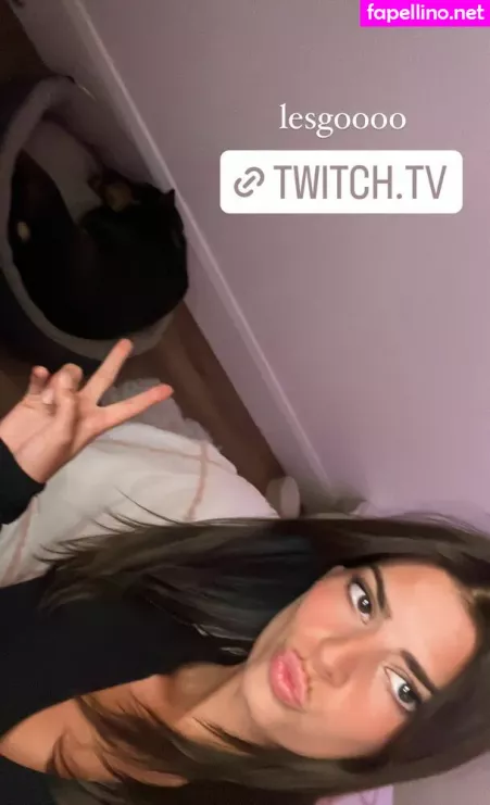 Develique OnlyFans Thumbnail #sG93YUvJl3