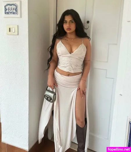 Devikaabhardwajjjj OnlyFans Thumbnail #og8pBaRcVE