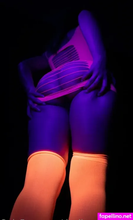 Devil Wears Neon OnlyFans Thumbnail #9mZEGFjuyn