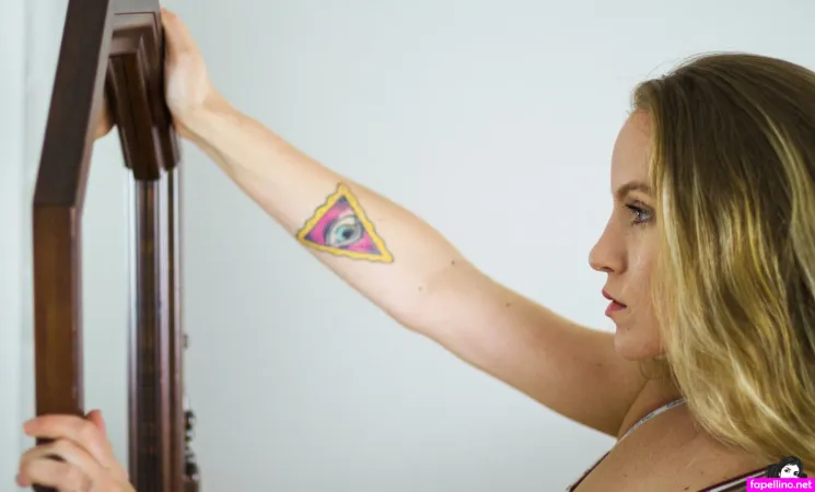 Devillbarbie91 OnlyFans Thumbnail #5sGwqYpwmN