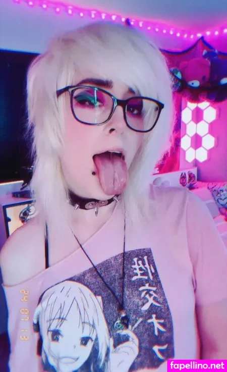 Devilpuppi OnlyFans Thumbnail #oLRIYdqkjW