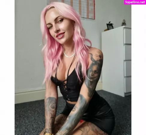 Devilsbarbie69 OnlyFans Thumbnail #xcLd3fPYVL