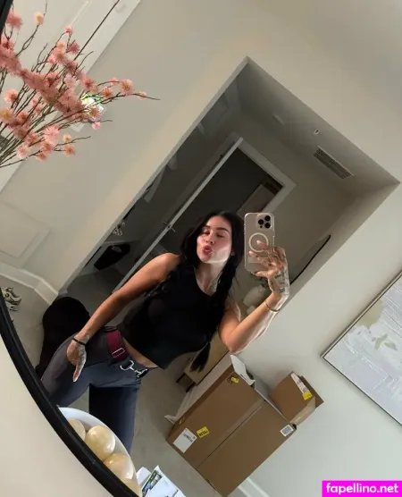 Devorahroloff 3 OnlyFans Thumbnail #1sxmI82OhD