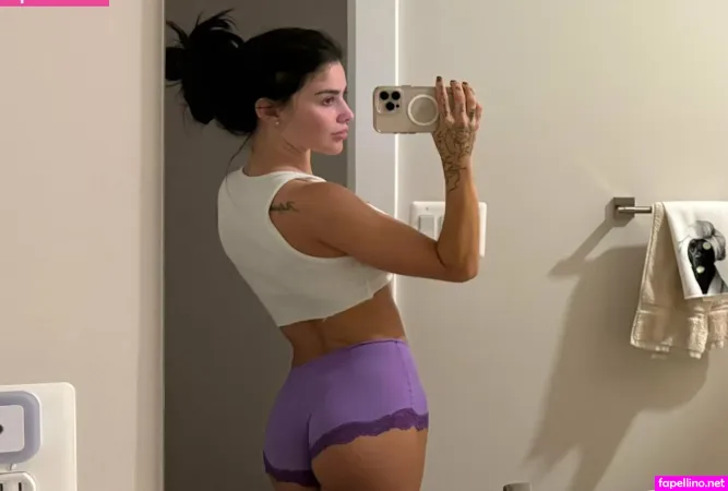 Devorahroloff 3 OnlyFans Thumbnail #D10kx1frZF