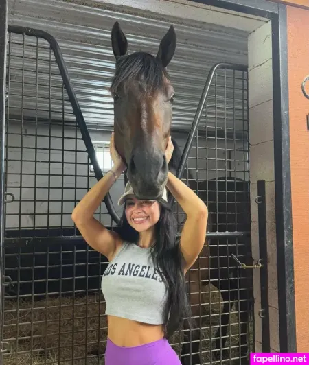 Devorahroloff 3 OnlyFans Thumbnail #SXQXUeQKTy