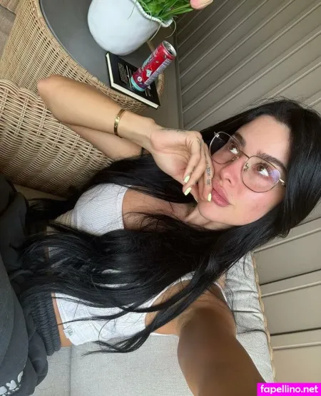 Devorahroloff 3 OnlyFans Thumbnail #xs6UfCm8na