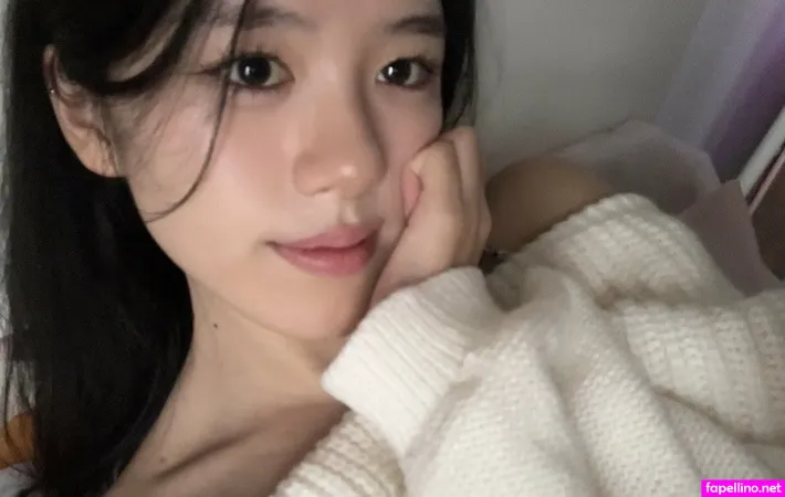 Dewchee OnlyFans Thumbnail #7frOB6YXPo