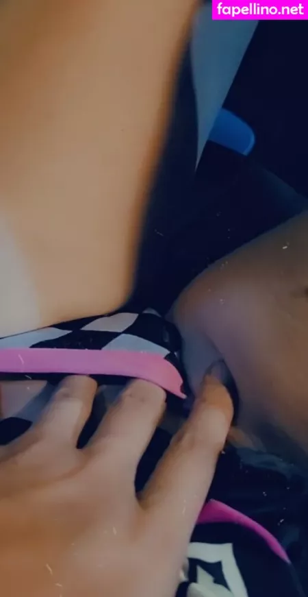 Dezerai OnlyFans Thumbnail #SbMp8eKIAE