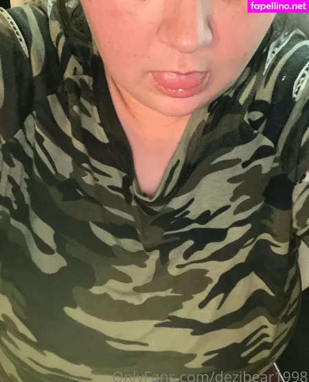 Dezibear1998 OnlyFans Thumbnail #QuNh7KoDup