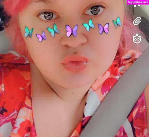 Dezibear1998 OnlyFans Thumbnail #emGmHV8Tds