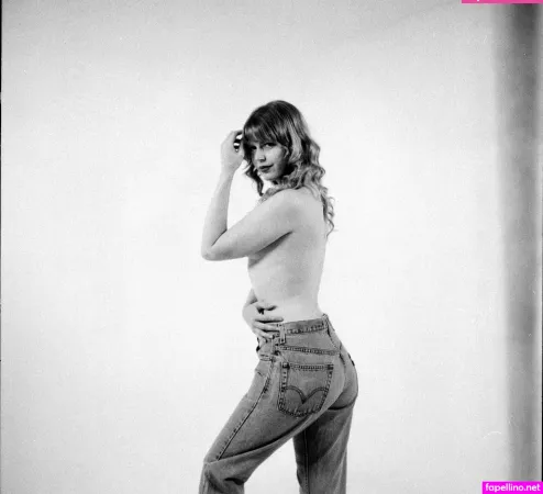 Deziree Degroot OnlyFans Thumbnail #Qm31zgxhXN