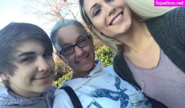 Dezmin Schubel OnlyFans Thumbnail #miCNvoDoD7