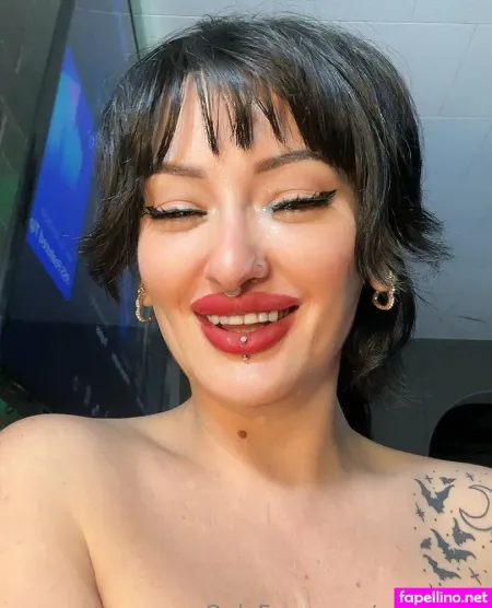 Dhalialuxefree OnlyFans Thumbnail #2TkYSyKR7O