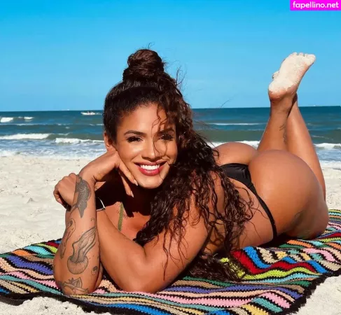 Dhullyana Dutra OnlyFans Thumbnail #MGX1SofDw7