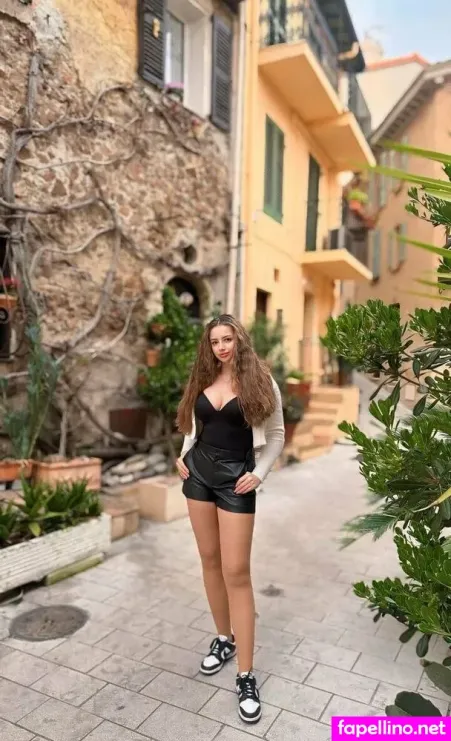 Dia Moon OnlyFans Thumbnail #B29h4pemzP