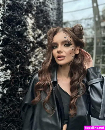 Dialinka Di OnlyFans Thumbnail #cmMDUnjxG2