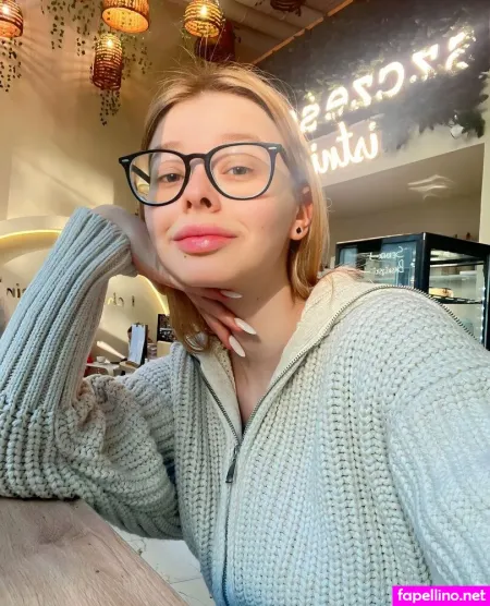 Diamond Darina OnlyFans Thumbnail #1wM7HK4JFO