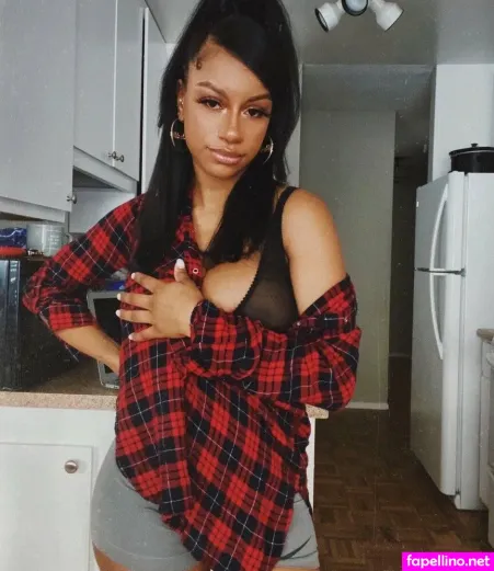 Diamond Dorris OnlyFans Thumbnail #IW74MZbgbA