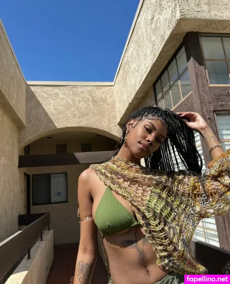 Diamond White Main Profile Photo