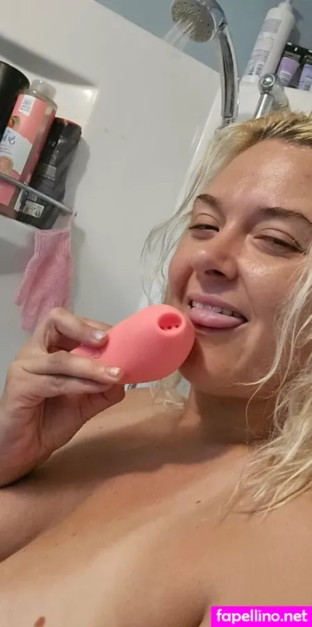 Diamondblondienorrisvip OnlyFans Thumbnail #2Wgbf6wWvC