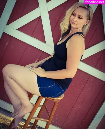 Diamondsanddirt19 OnlyFans Thumbnail #czpQ2mDfQN