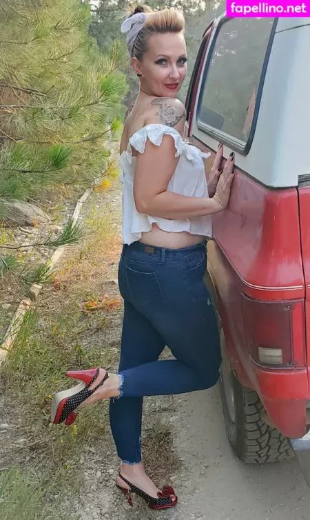 Diamondsanddirt19 OnlyFans Thumbnail #rdbKFGdoCR