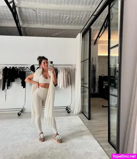 Diana Dinnyj Basebodybabes OnlyFans Thumbnail #N1irsosNga