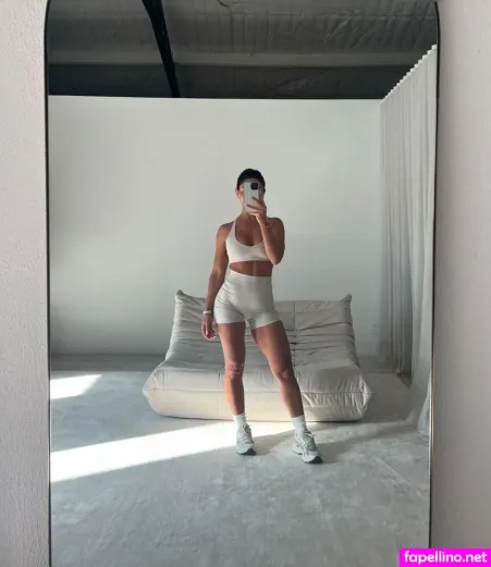 Diana Dinnyj Basebodybabes OnlyFans Thumbnail #dbwxYEeV7o