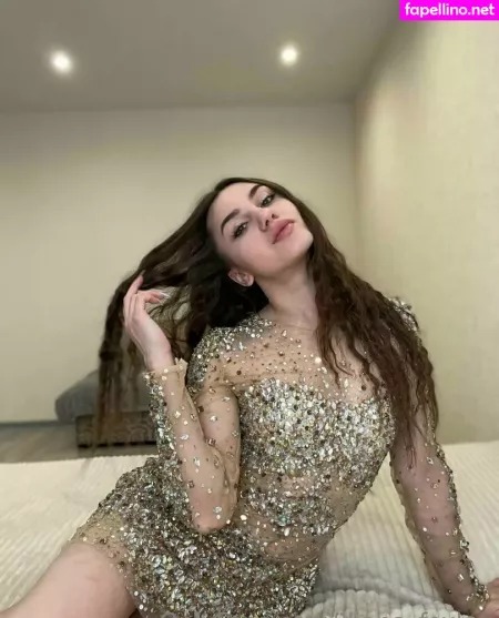 Diana Foxley OnlyFans Thumbnail #2ZcTn5R0rg