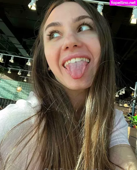 Diana Foxley OnlyFans Thumbnail #2rrztnYAw3