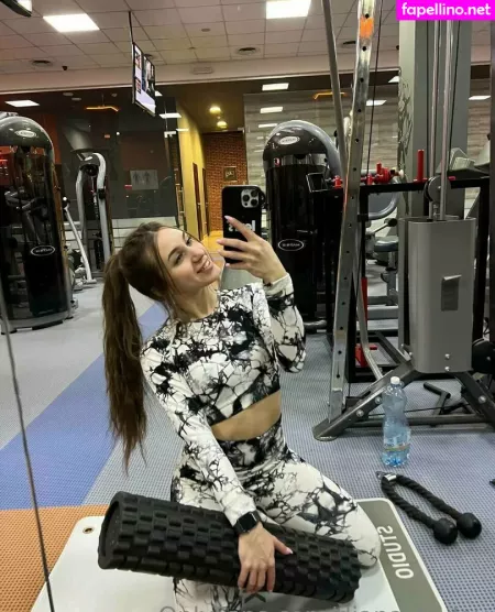 Diana Foxley OnlyFans Thumbnail #olgOPAy8FW