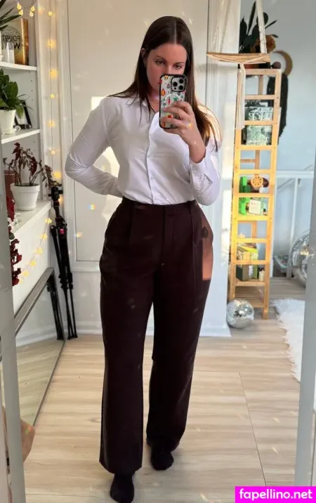 Diana Killingsworth OnlyFans Thumbnail #AeVpcTuEao