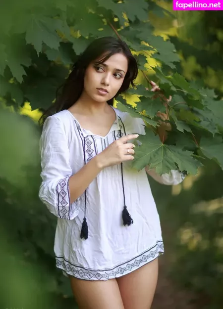 Diana Moon OnlyFans Thumbnail #c4x50GVOZW
