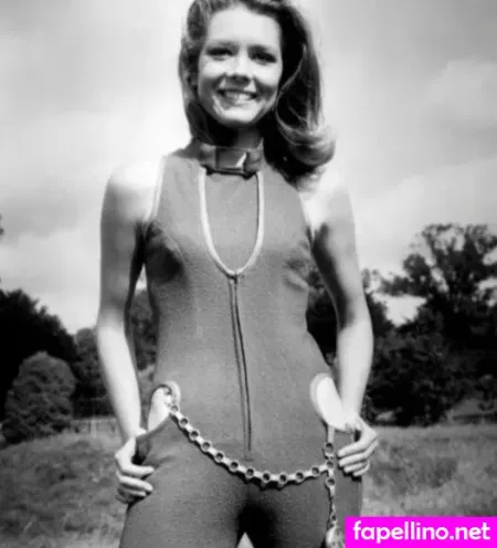Diana Rigg OnlyFans Thumbnail #IJdNm8o057