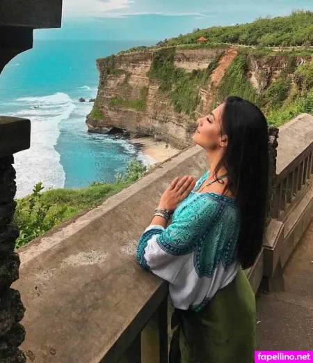 Diana Santana OnlyFans Thumbnail #CPJhvortUr