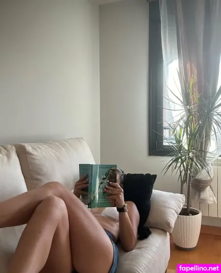 Diana Simons OnlyFans Thumbnail #B4YHnETS6w