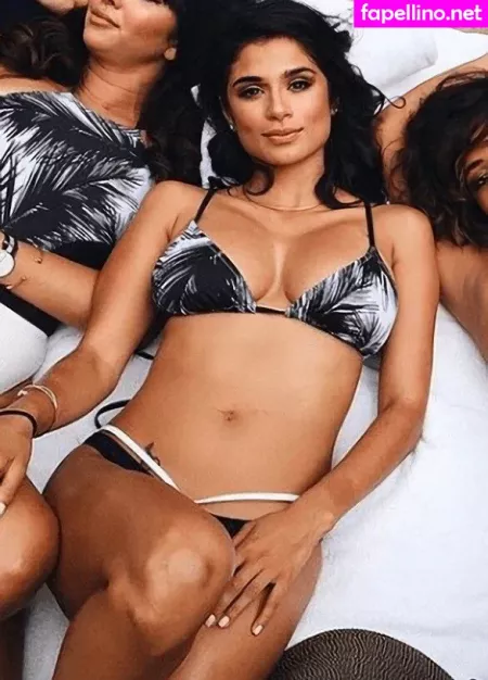 Diane Guerrero OnlyFans Thumbnail #rBMWYVrRIw