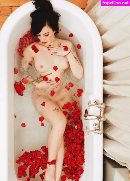 Diaryforlovers OnlyFans Thumbnail #4ex3JxfyL3