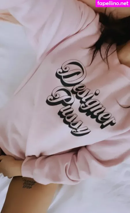 Diaryforlovers OnlyFans Thumbnail #LqkgMMsZ0e