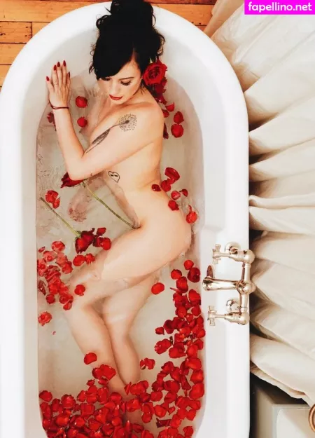 Diaryforlovers OnlyFans Thumbnail #xY4s3233xl