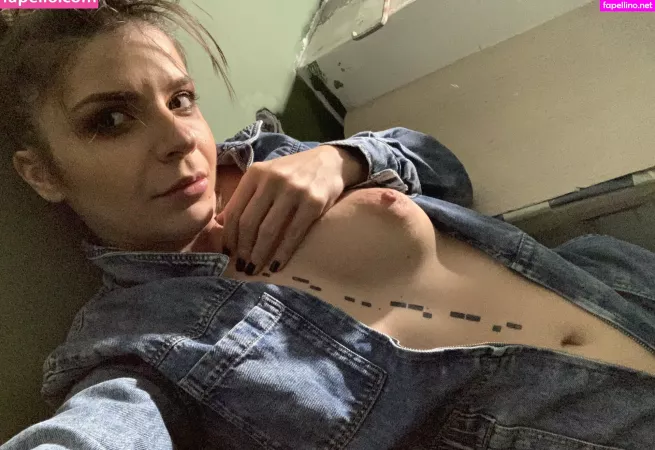 Diaryofalexacreed OnlyFans Thumbnail #p29WrDQweE