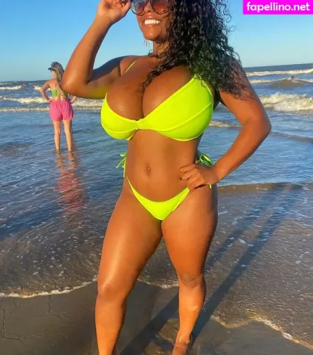 Diasdegil OnlyFans Thumbnail #4ib8EXyXi8